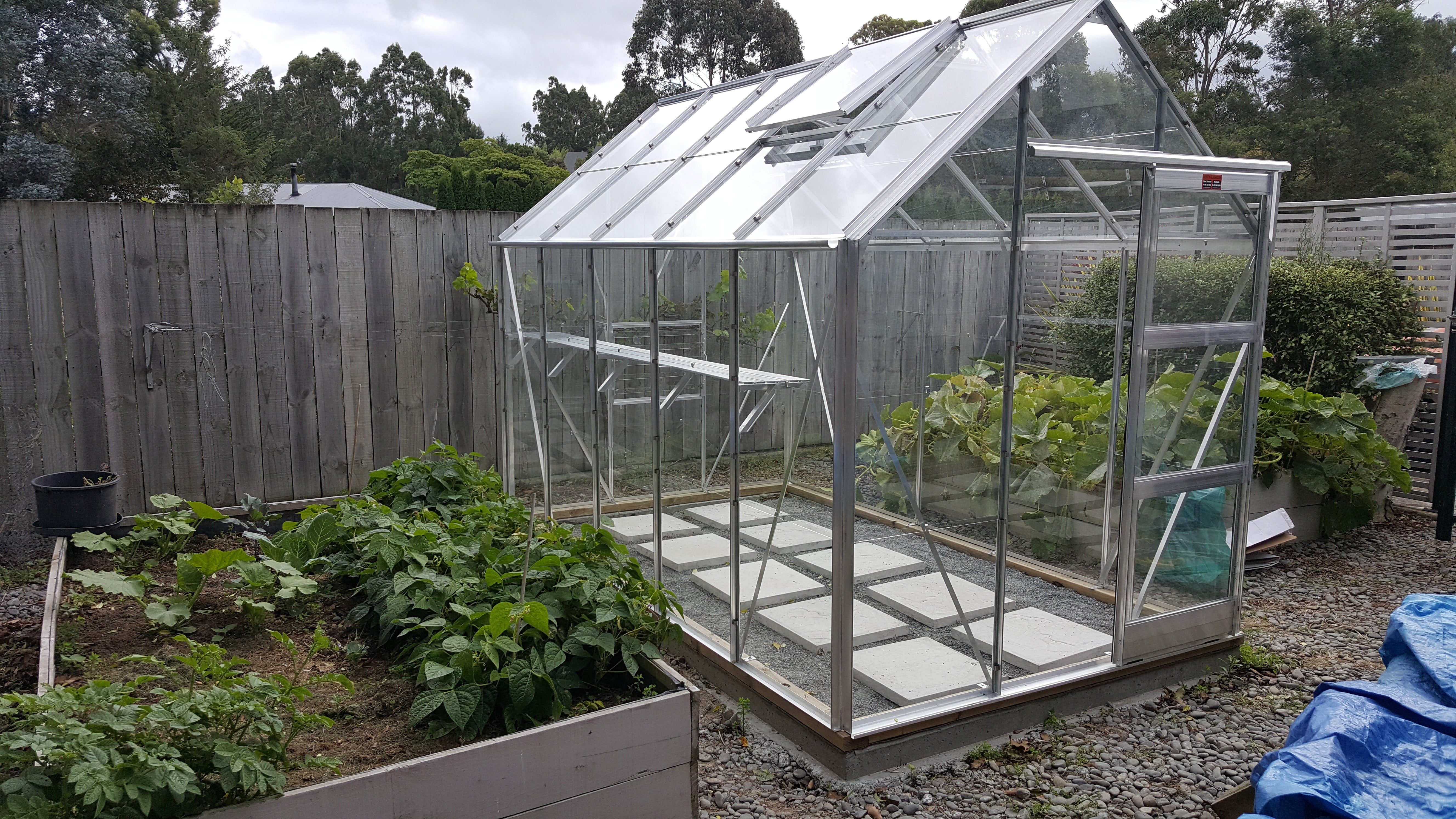 Urban Glasshouse 1.92m Wide - Silver Frame